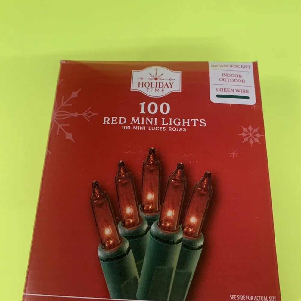 Holiday Time Red 100 Mini Lights With Green Wire Lighted 19.5 Ft New in Box